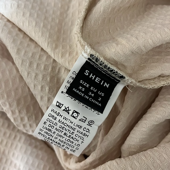 Shein dress - Picture 2 of 3